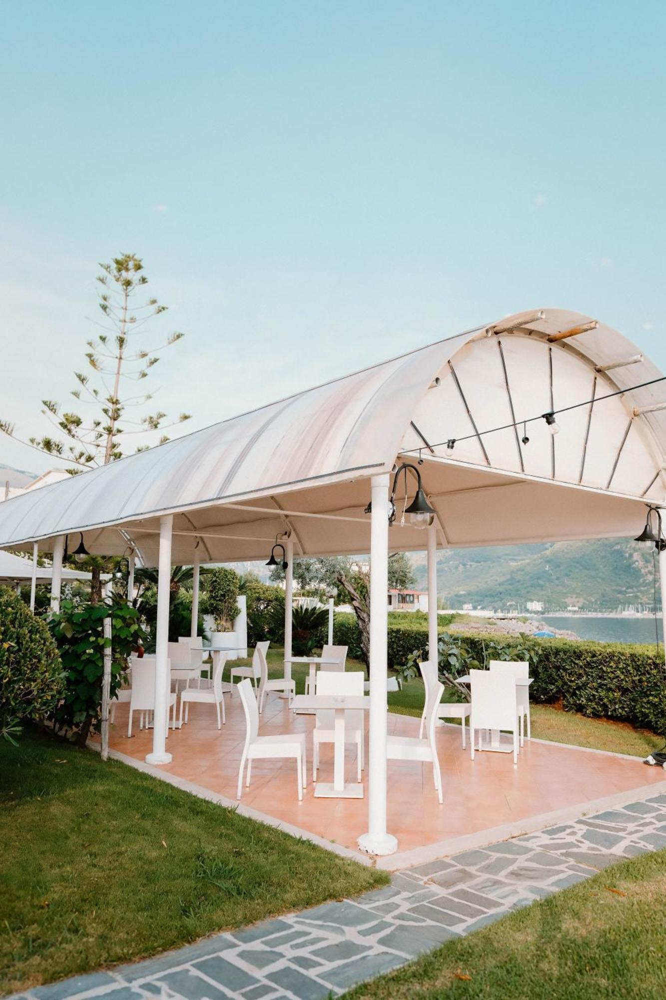 Hotel Mediterraneo Sapri Esterno foto