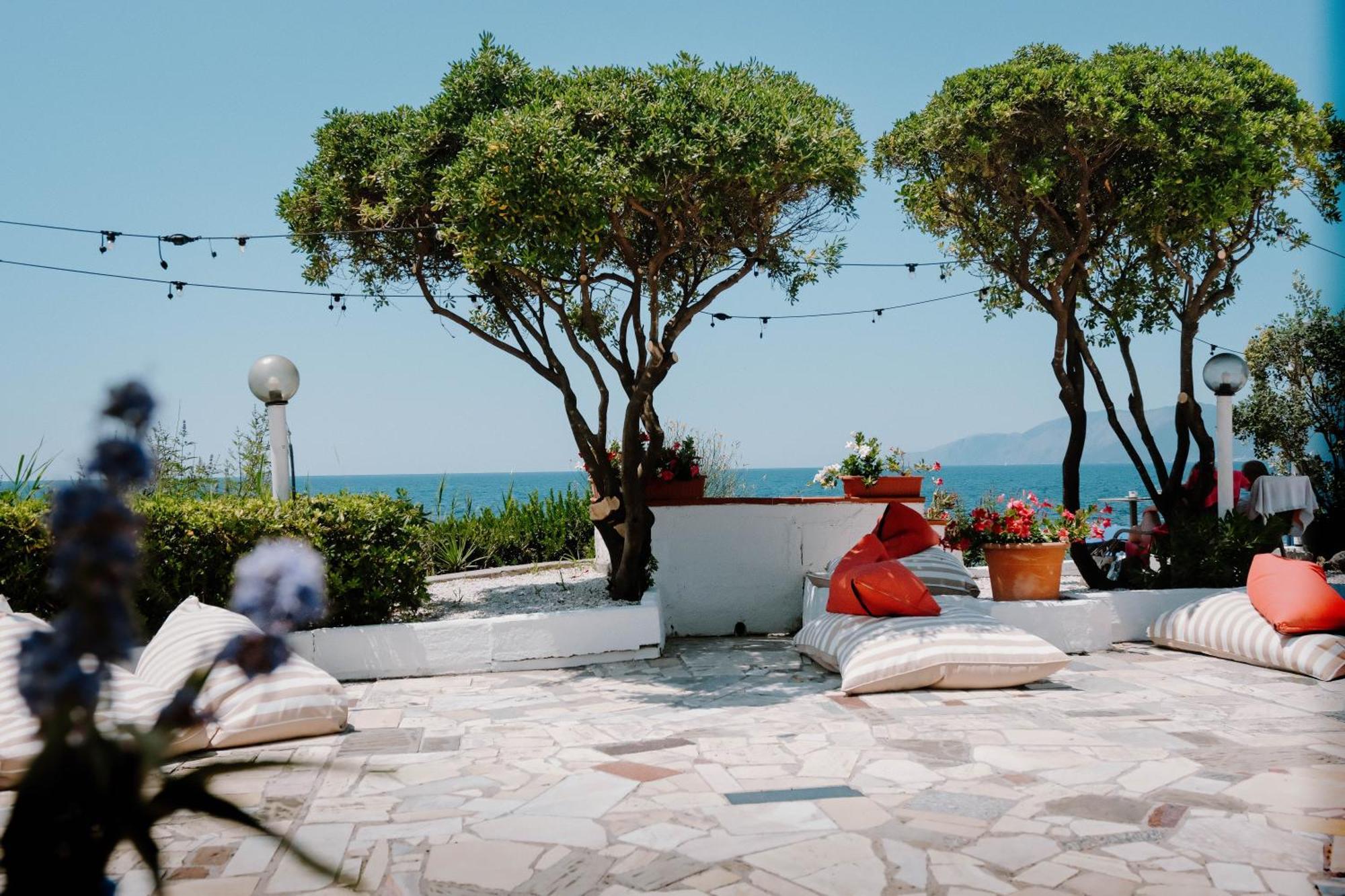 Hotel Mediterraneo Sapri Esterno foto