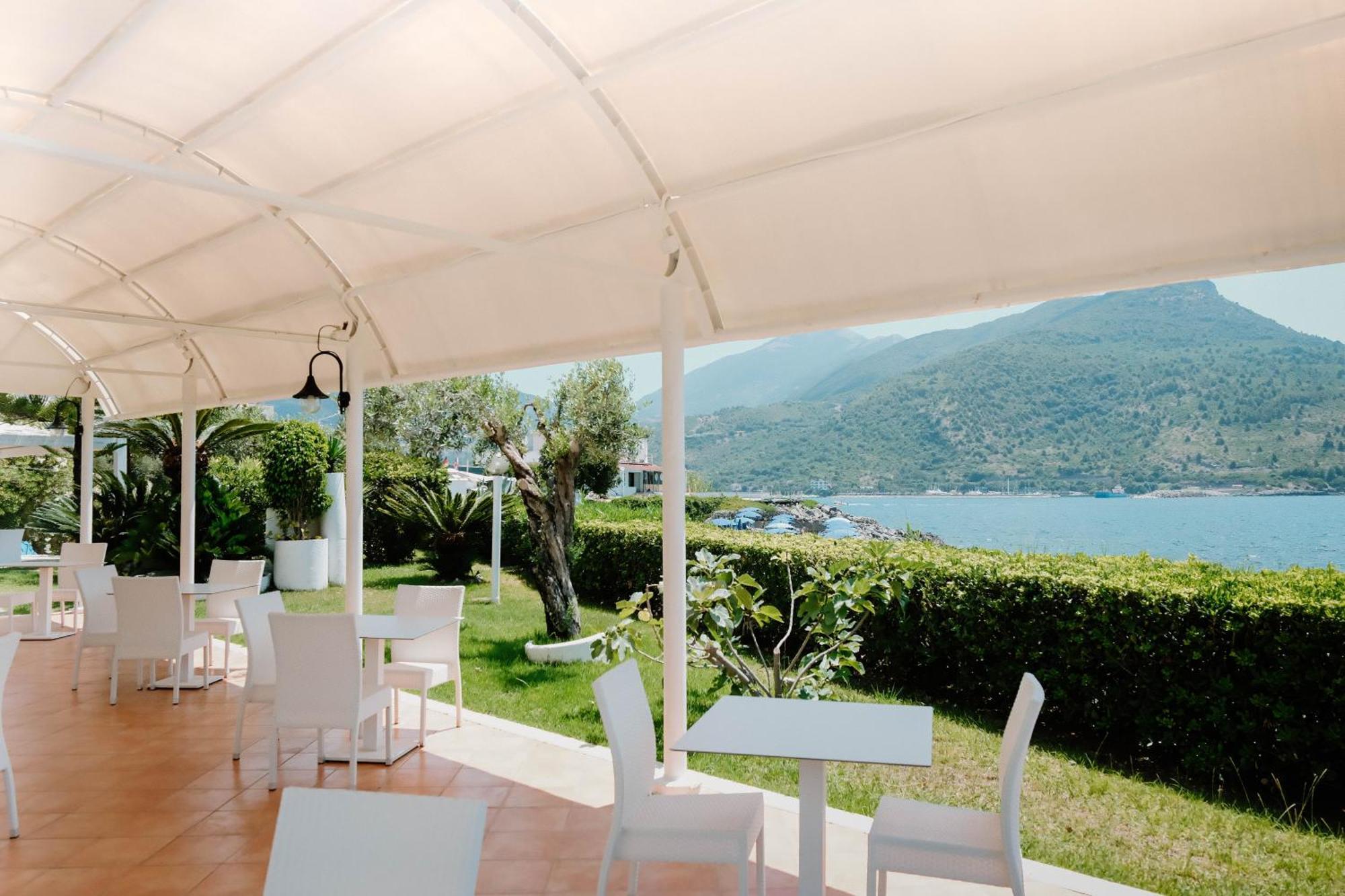 Hotel Mediterraneo Sapri Esterno foto
