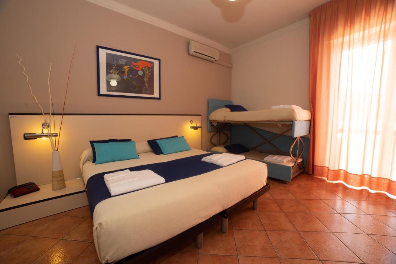 Hotel Mediterraneo Sapri Esterno foto